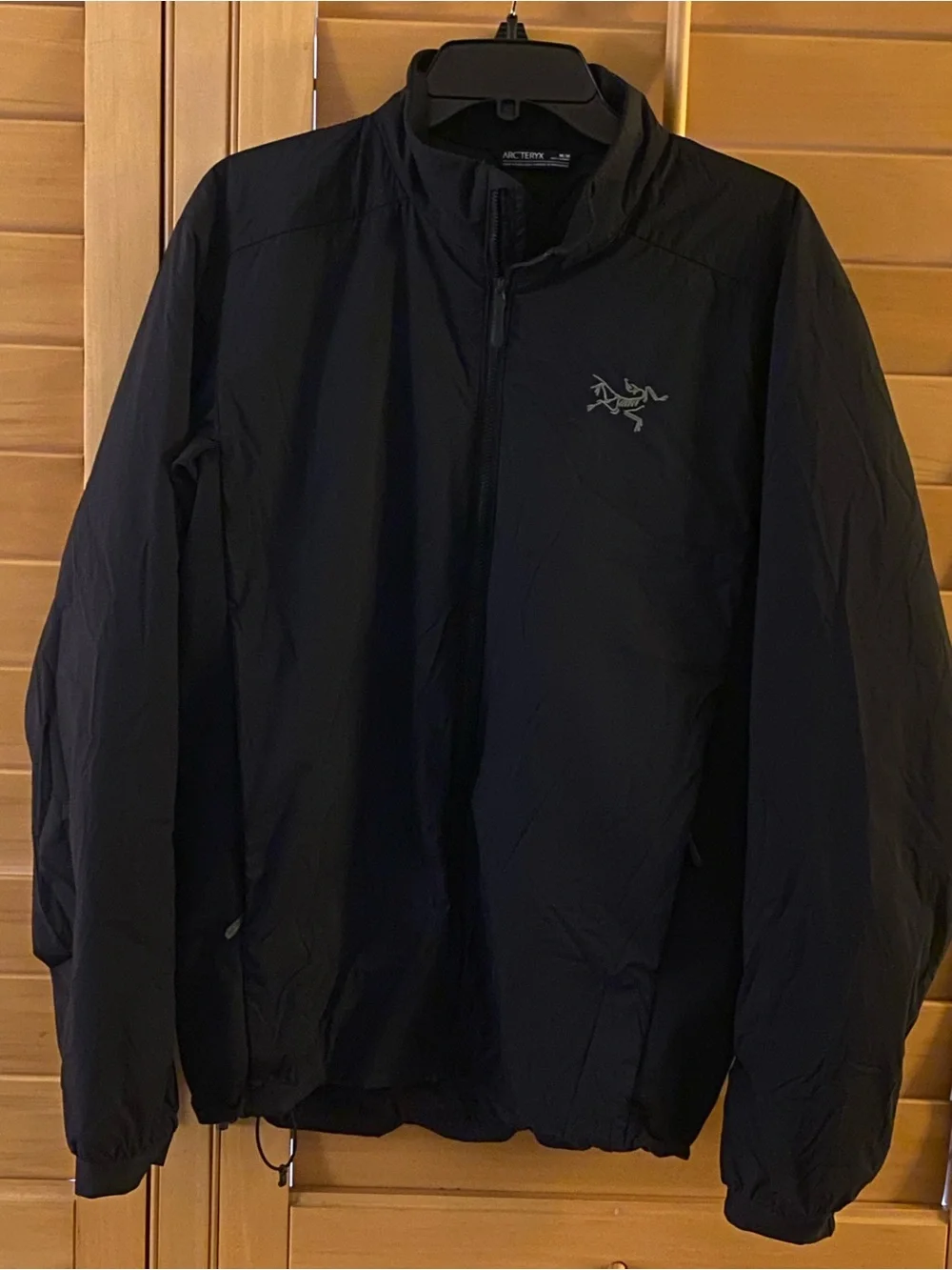 Arc'teryx Atom LT Men's Jacket Size MED Black Lightweight Insulated Full Zip